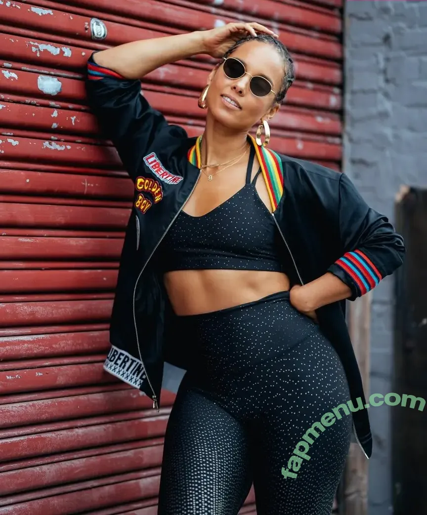 Alicia Keys nude photo #0421 (aliciakeys / ayxxxclusive)