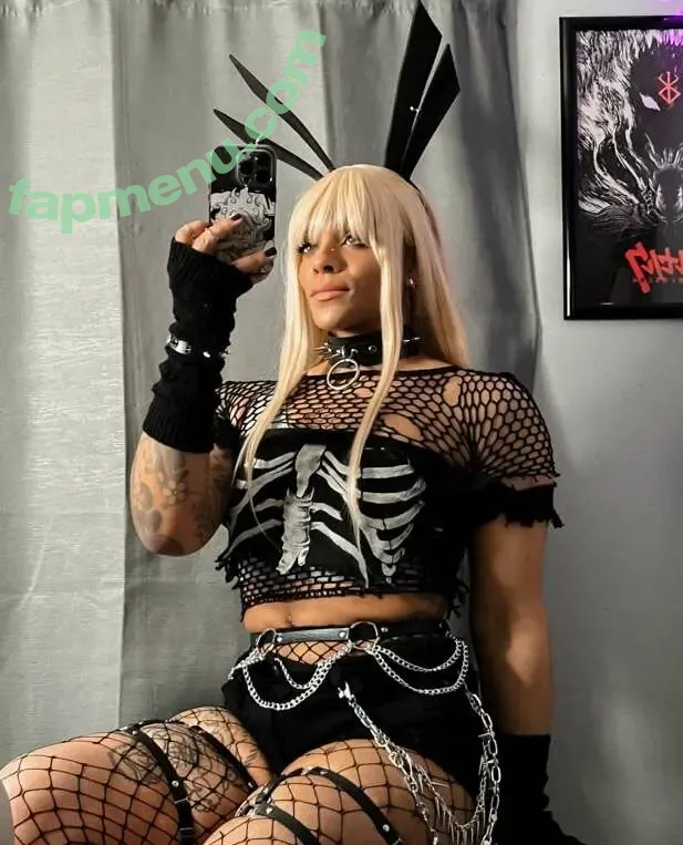 Alicia Rancier nude photo #0060 (Alicewolves / heyitsalice)