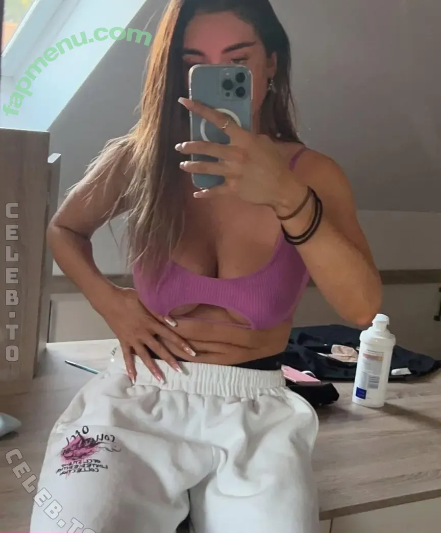 Alicia Scholes nude photo #0067 (alicia-scholesx / alicia.scholesx)