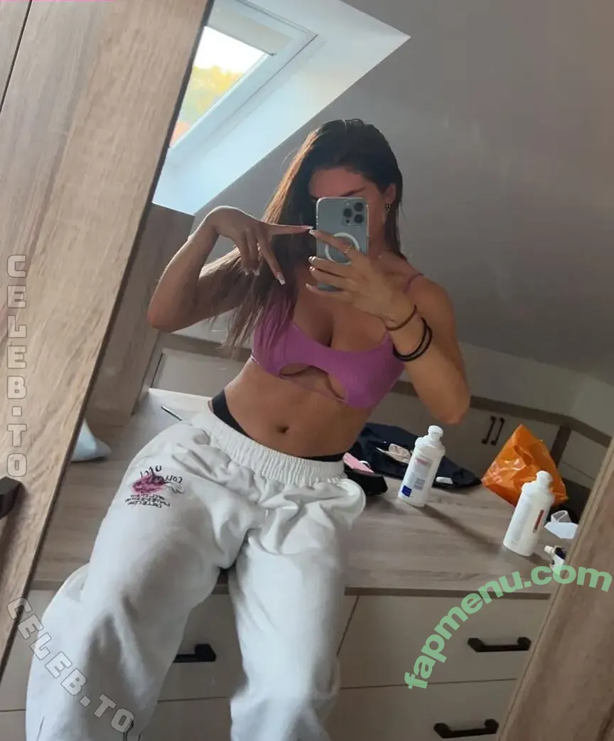 Alicia Scholes nude photo #0070 (alicia-scholesx / alicia.scholesx)