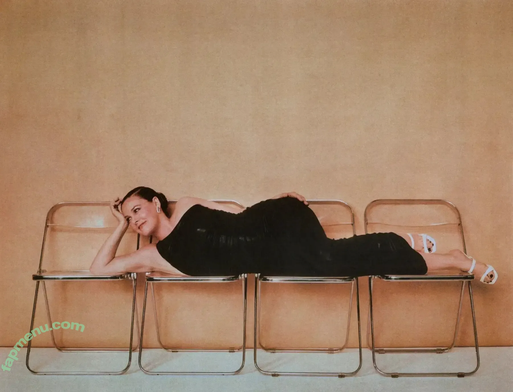 Alicia Silverstone nude photo #0270 (AliciaSilv / aliciasilverstone)