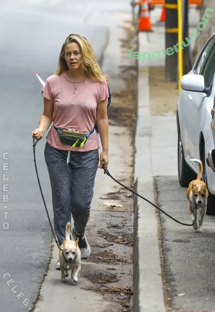 Alicia Silverstone nude photo #0333 (AliciaSilv / aliciasilverstone)