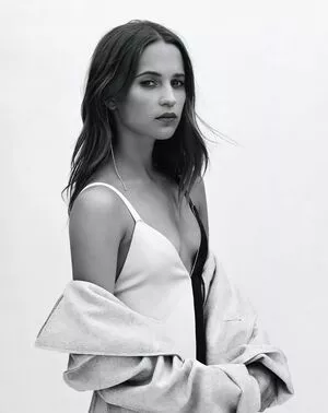 Alicia Vikander / aliciavikanderdaily nude photo #0150