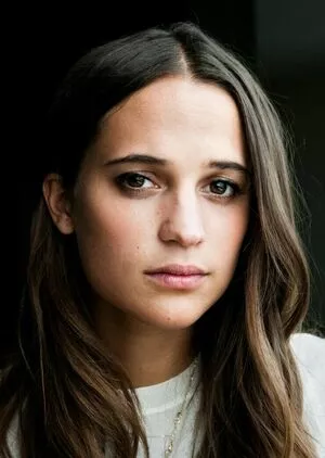 Alicia Vikander / aliciavikanderdaily nude photo #0215