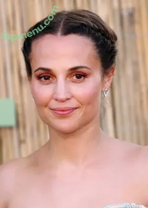 Alicia Vikander / aliciavikanderdaily nude photo #0588