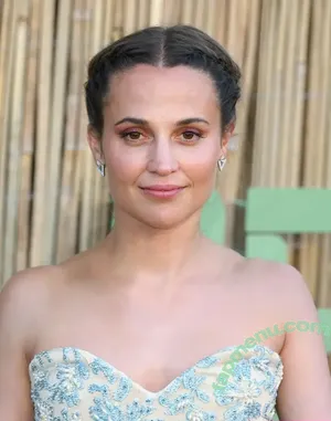 Alicia Vikander / aliciavikanderdaily nude photo #0591