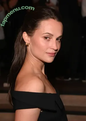 Alicia Vikander / aliciavikanderdaily nude photo #0641