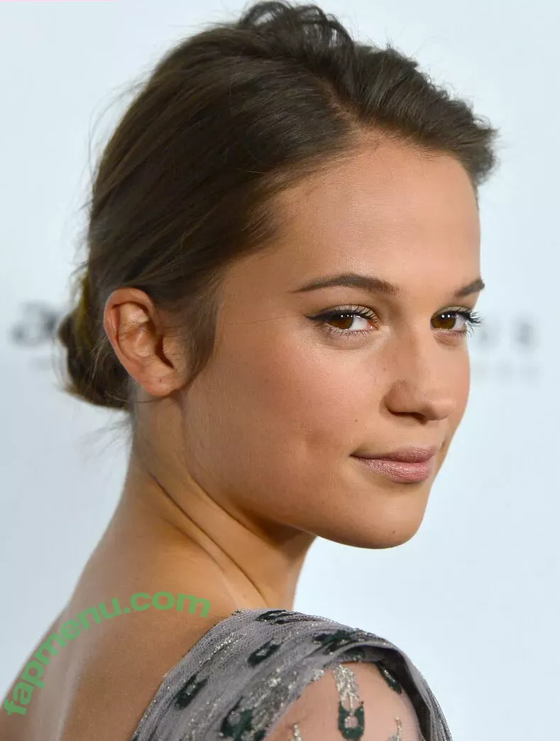 Alicia Vikander nude photo #0028 (aliciavikanderdaily)