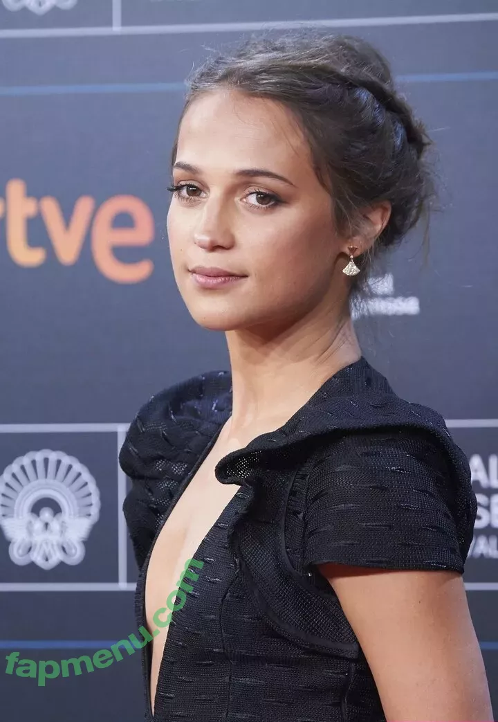 Alicia Vikander nude photo #0205 (aliciavikanderdaily)