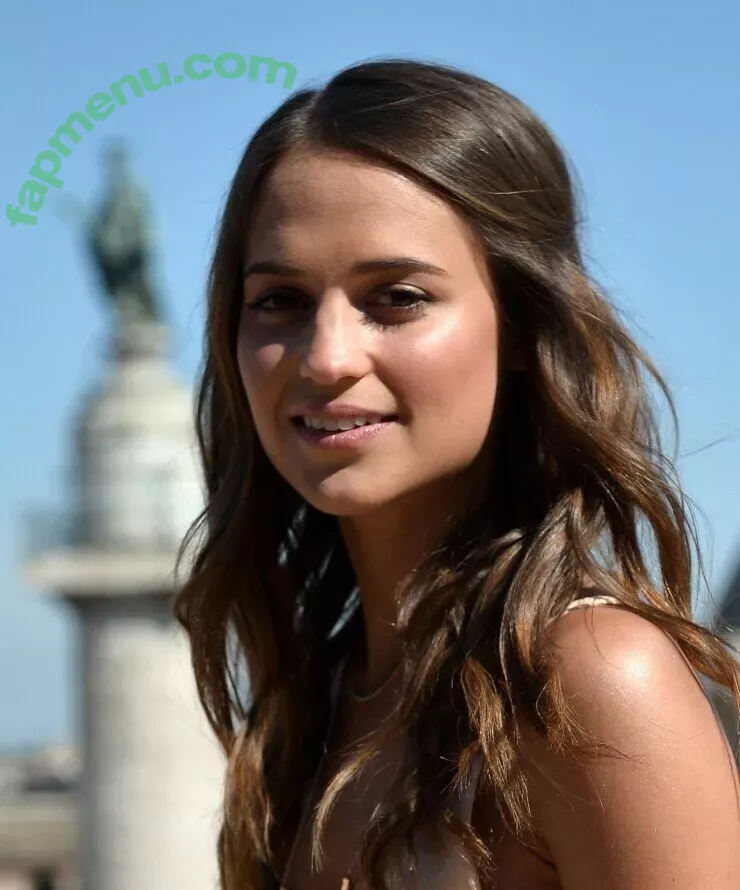 Alicia Vikander nude photo #0222 (aliciavikanderdaily)