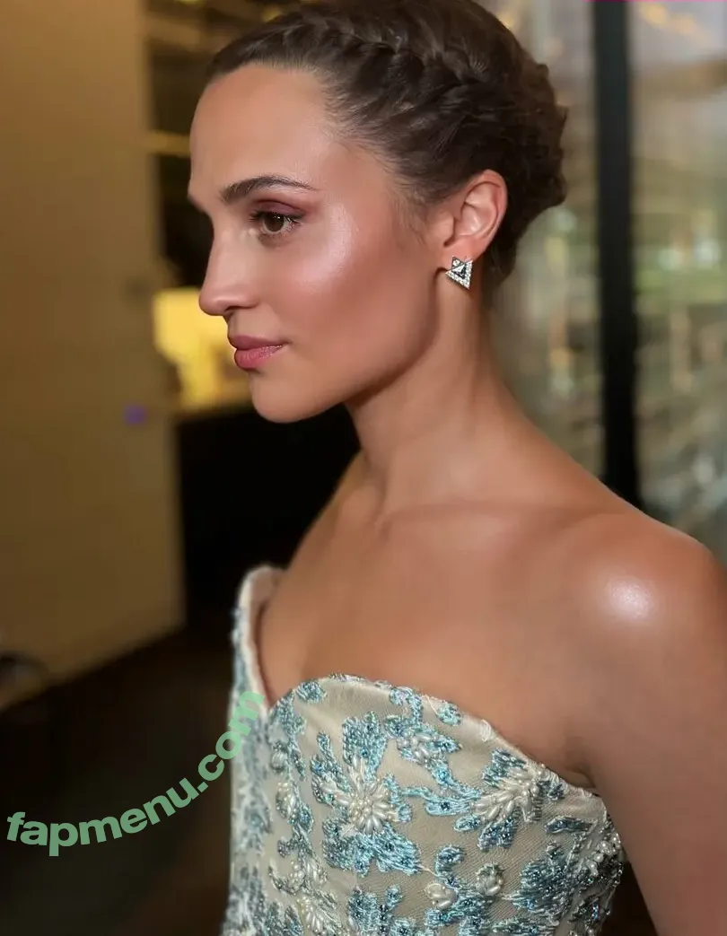Alicia Vikander nude photo #0575 (aliciavikanderdaily)