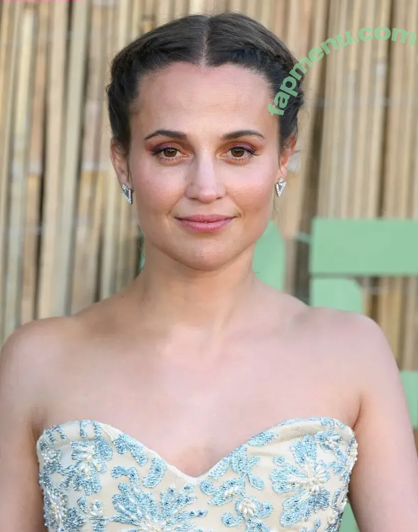 Alicia Vikander nude photo #0583 (aliciavikanderdaily)