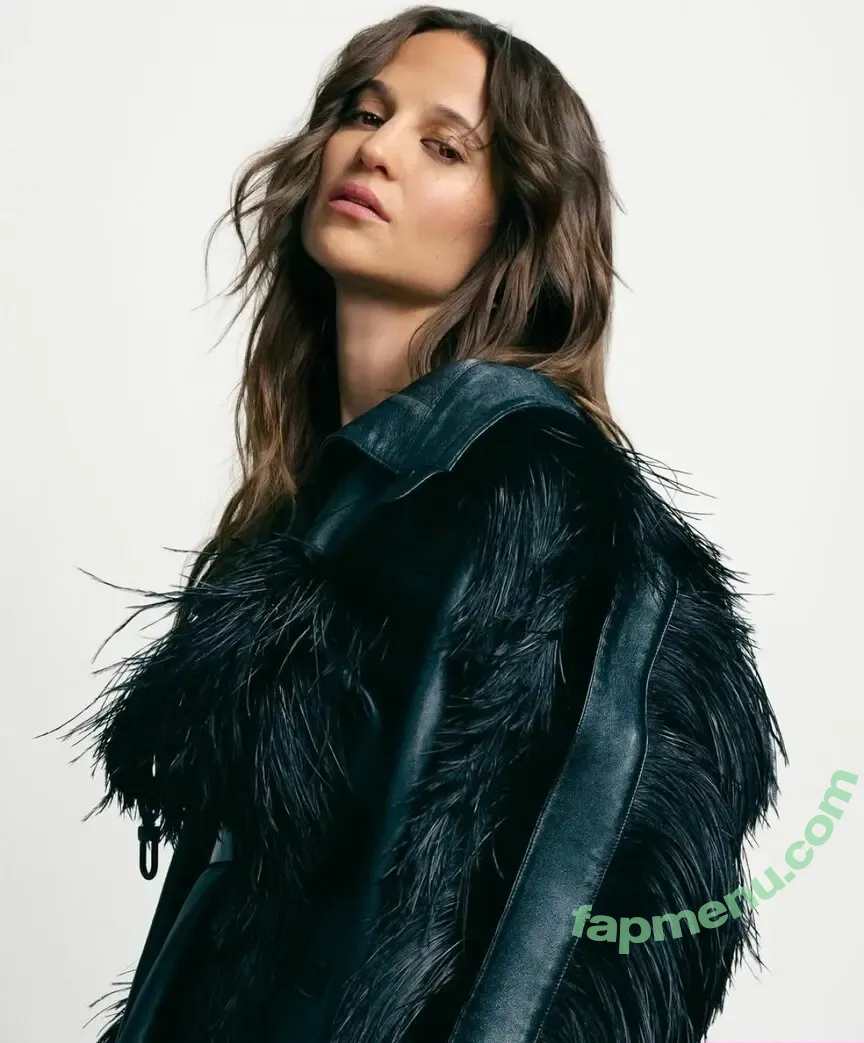 Alicia Vikander nude photo #0630 (aliciavikanderdaily)
