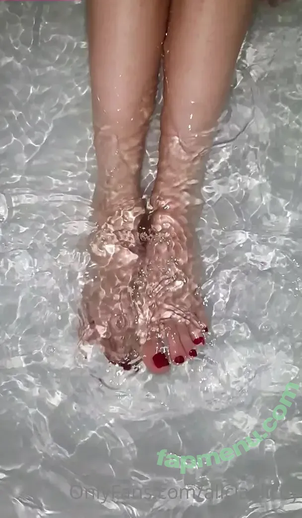 aliciaalicey nude photo #0007 (alicialacey56)