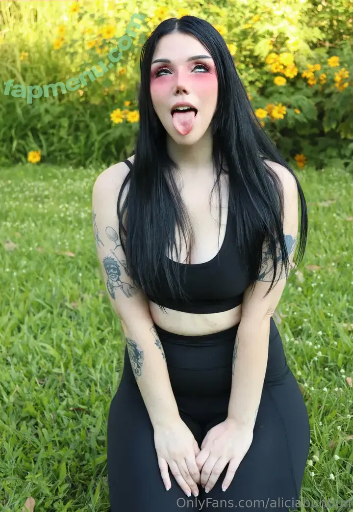 aliciabunbun nude photo #0050 (Alicia / alicia.bunbun / alicia_ahe / aliciahegao)