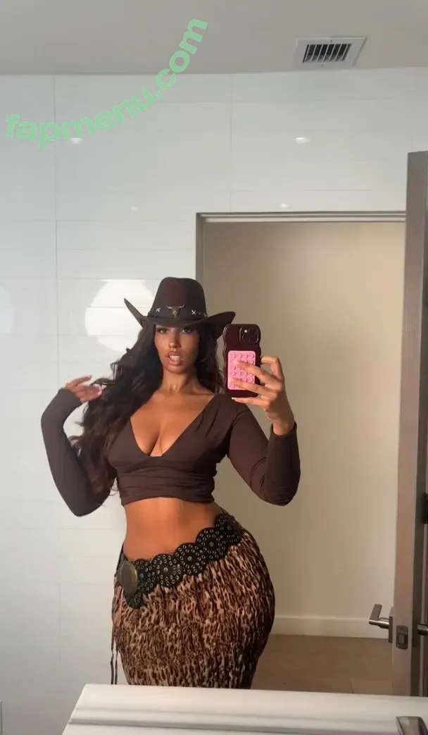 Alicja_ab nude photo #0039 (justalicjaab / jxadaily)