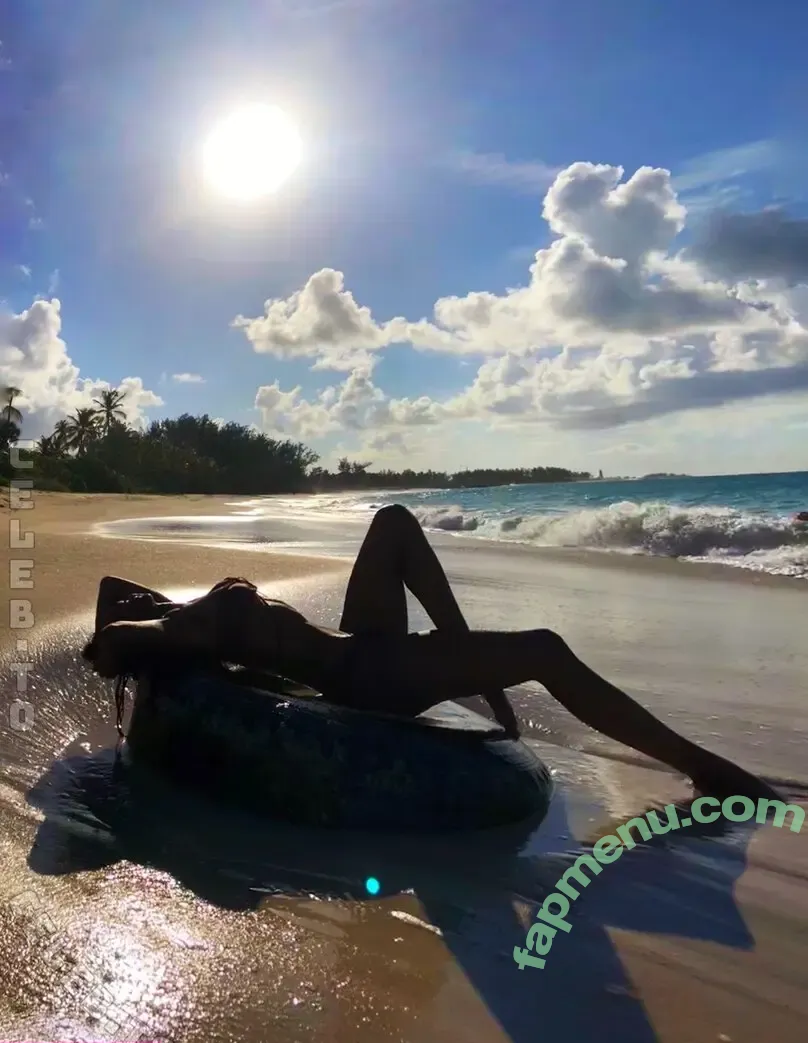 Alie Davis nude photo #0038 (adbabe / aliedavis / aliedavis_)