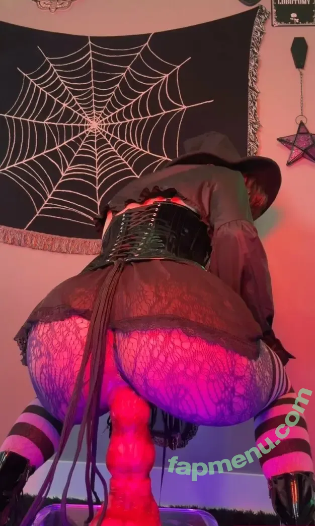 alien.sprinkles nude photo #0038 (alien.sprinkles)