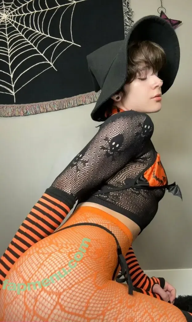 alien.sprinkles nude photo #0045 (alien.sprinkles)