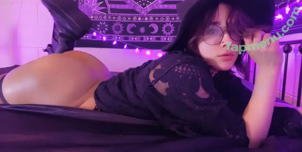 alien.sprinkles nude photo #0059 (alien.sprinkles)