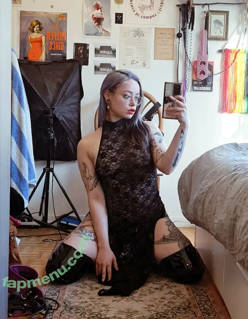 aliengigotant nude photo #0018 (aliengigotant)