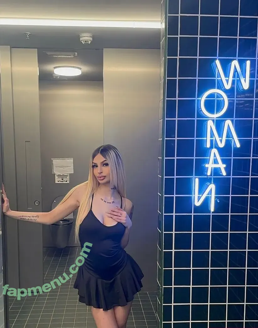 aliih.hx nude photo #0098 (aliih.hx00)
