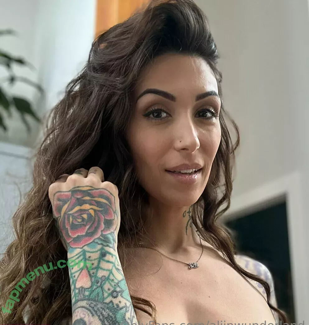 aliinwunderland nude photo #0033 (aliinwondrland)