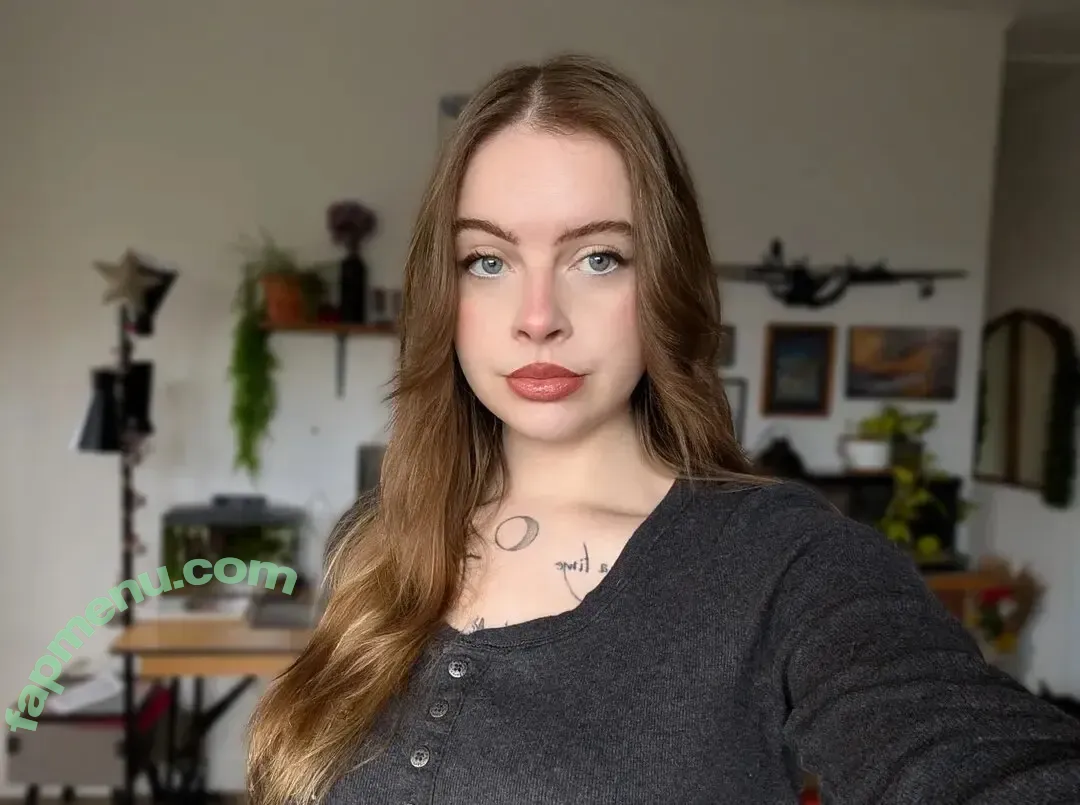 Alildore nude photo #0110 (Moredore / moredorensfw)