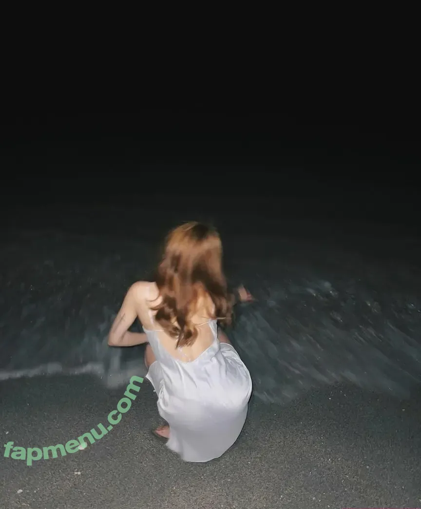 Alilmoody nude photo #0043 (alilmoodyy / alisongiler_)