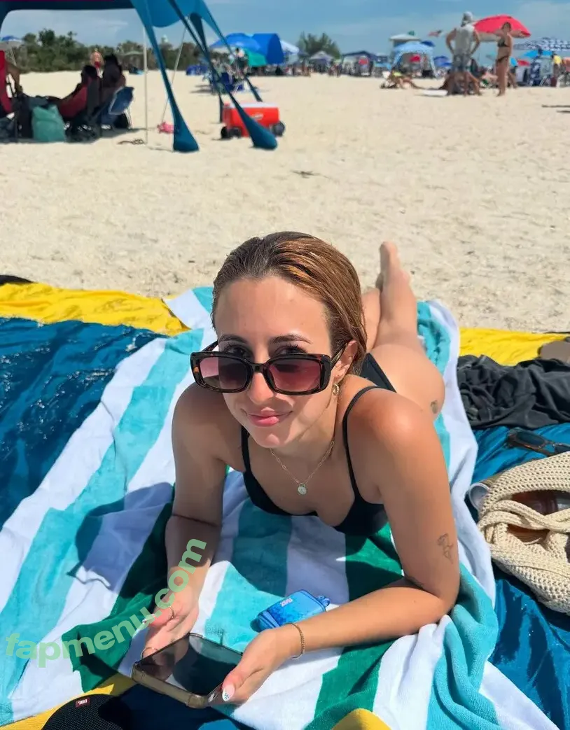 Alilmoody nude photo #0051 (alilmoodyy / alisongiler_)