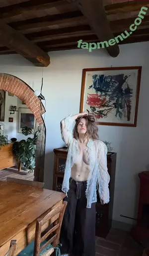 Alina Avkhadieva / mesklan / АЛИНА АВХАДИЕВА nude photo #0091