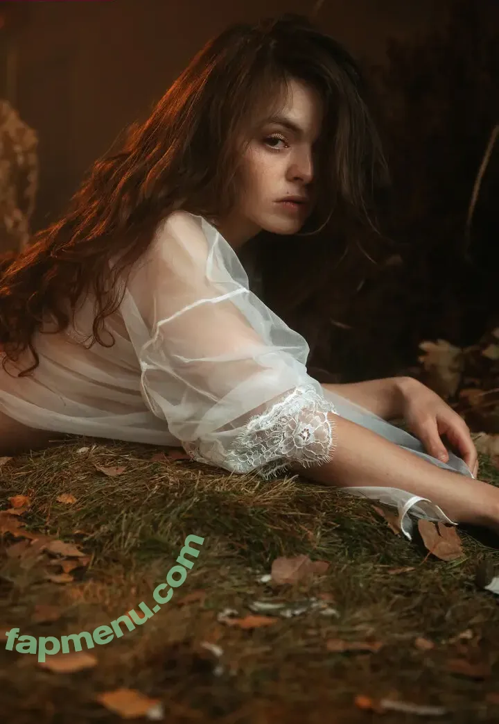 Alina Avkhadieva nude photo #0050 (mesklan / АЛИНА АВХАДИЕВА)