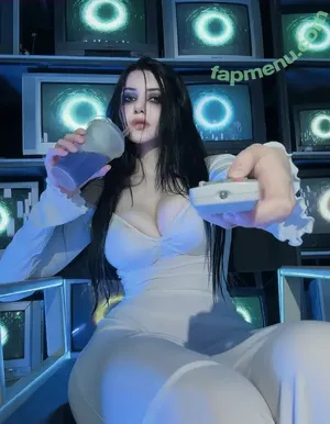 Alina Becker / AlinaBecker / abecker_cos / alina_becker / japp_leack nude photo #6526