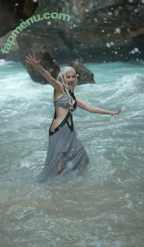 Alina Becker nude photo #6337 (AlinaBecker / abecker_cos / alina_becker / japp_leack)