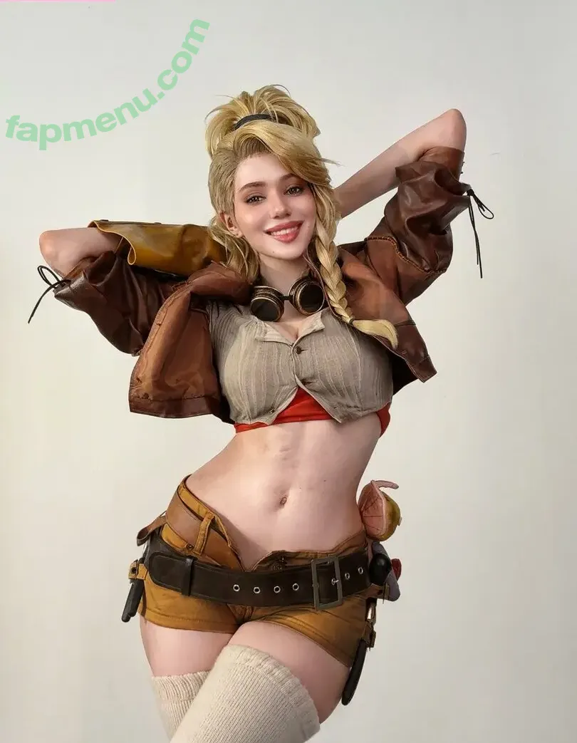 Alina Becker nude photo #6427 (AlinaBecker / abecker_cos / alina_becker / japp_leack)