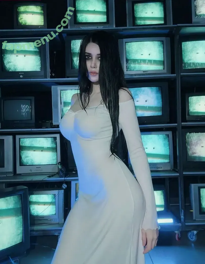 Alina Becker nude photo #6503 (AlinaBecker / abecker_cos / alina_becker / japp_leack)