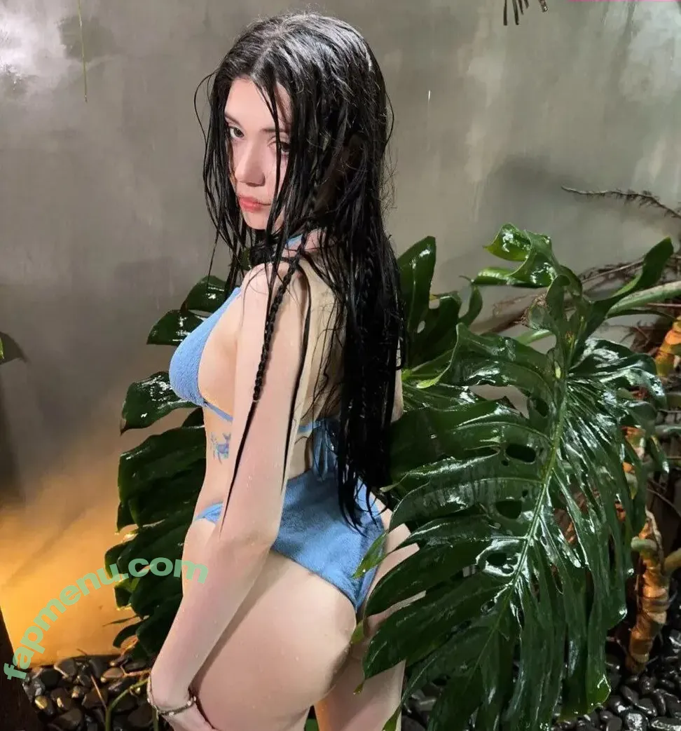 Alina Becker nude photo #6607 (AlinaBecker / abecker_cos / alina_becker / japp_leack)