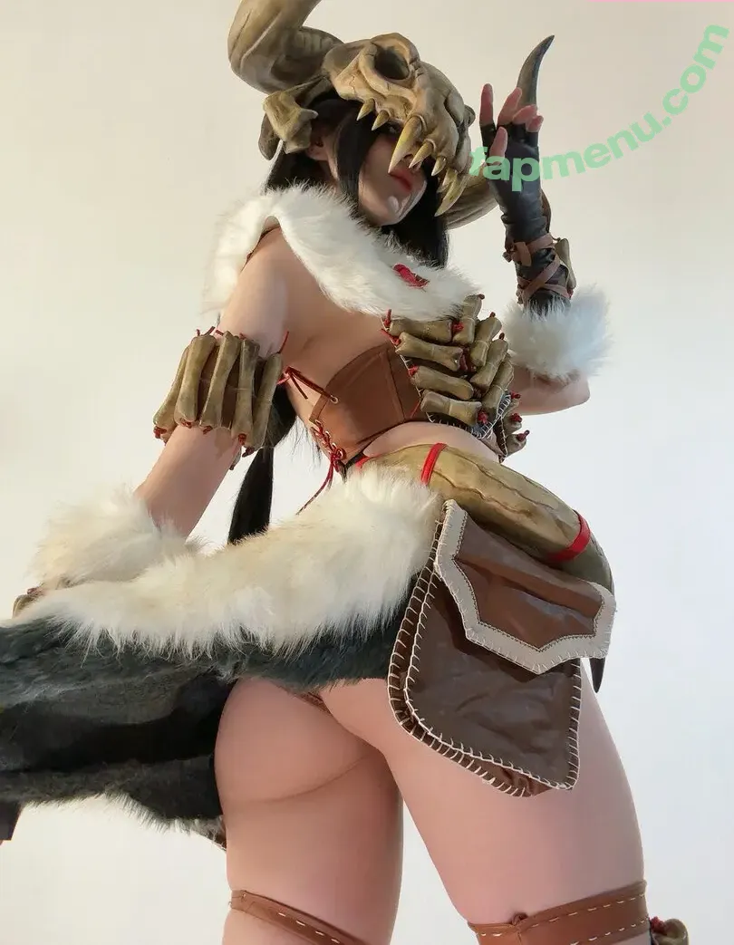 Alina Becker nude photo #6625 (AlinaBecker / abecker_cos / alina_becker / japp_leack)