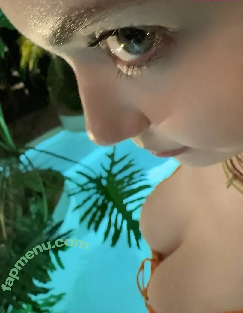 Alina Becker nude photo #7083 (AlinaBecker / Alina_Becker / abecker_cos / japp_leack)