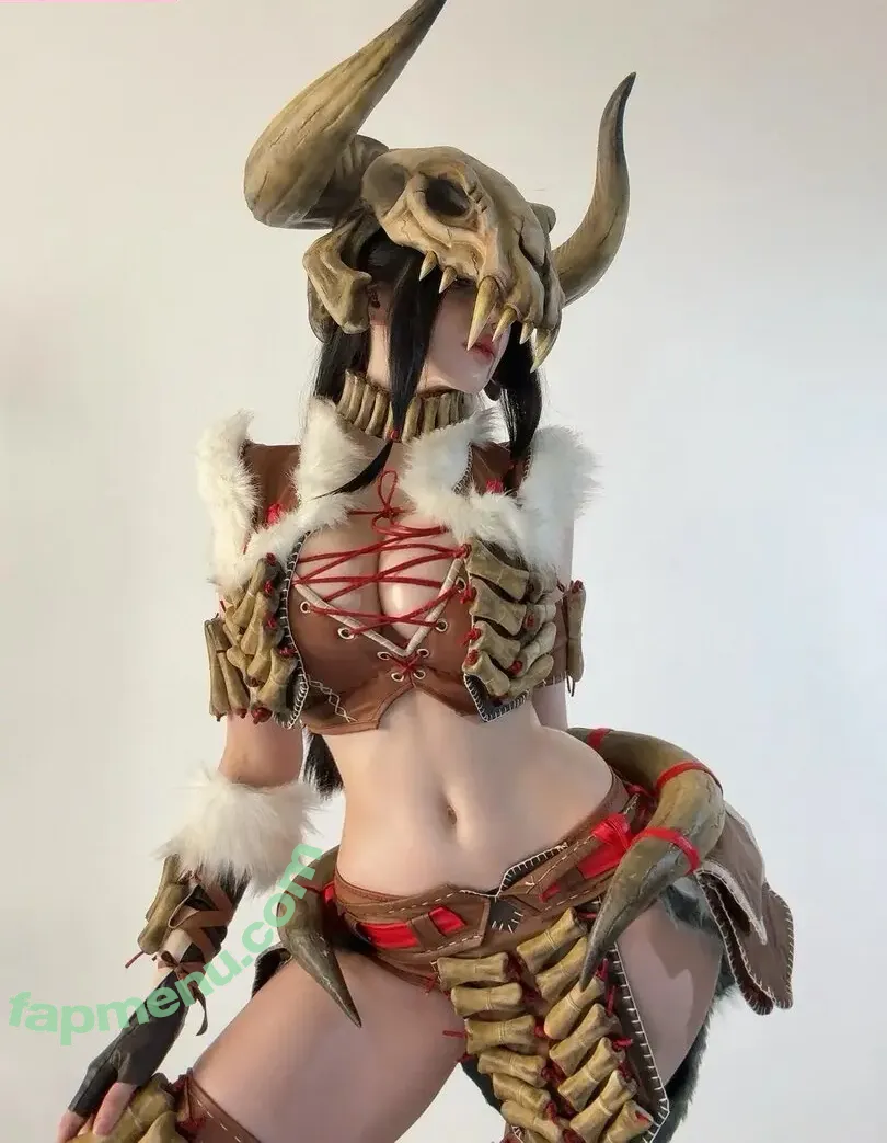 Alina Becker - Social Media nude photo #0057 (japp_leack)