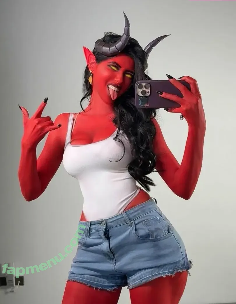 Alina Becker - Social Media nude photo #0062 (japp_leack)