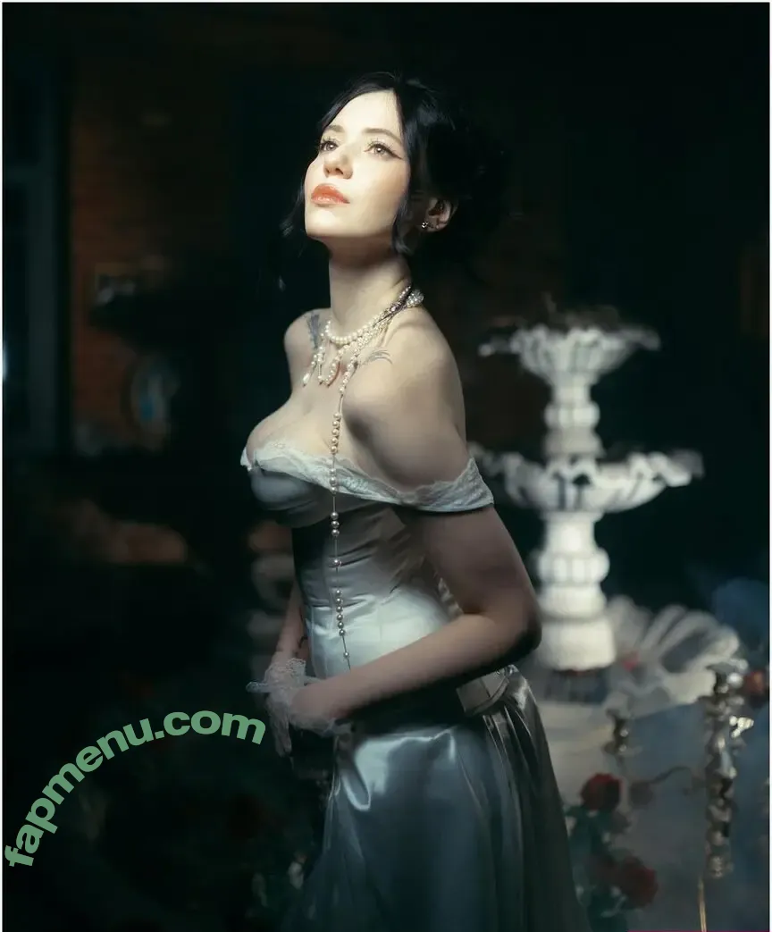 Alina Becker - Social Media nude photo #0072 (japp_leack)