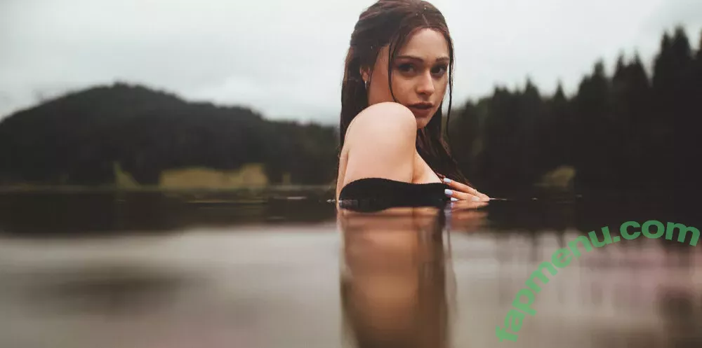 Alina Khani nude photo #0064 (alinakhani / lifewithaliina)