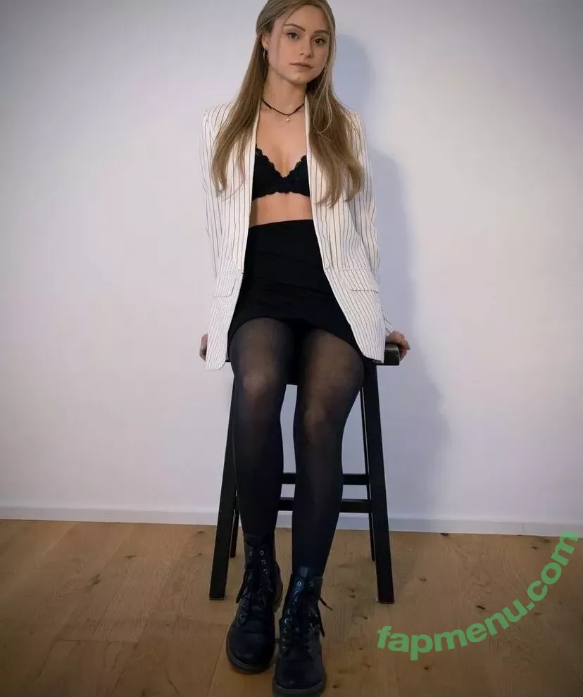 Alina Khani nude photo #0101 (alinakhani / lifewithaliina)