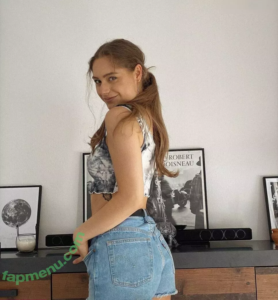 Alina Khani nude photo #0184 (alinakhani / lifewithaliina)