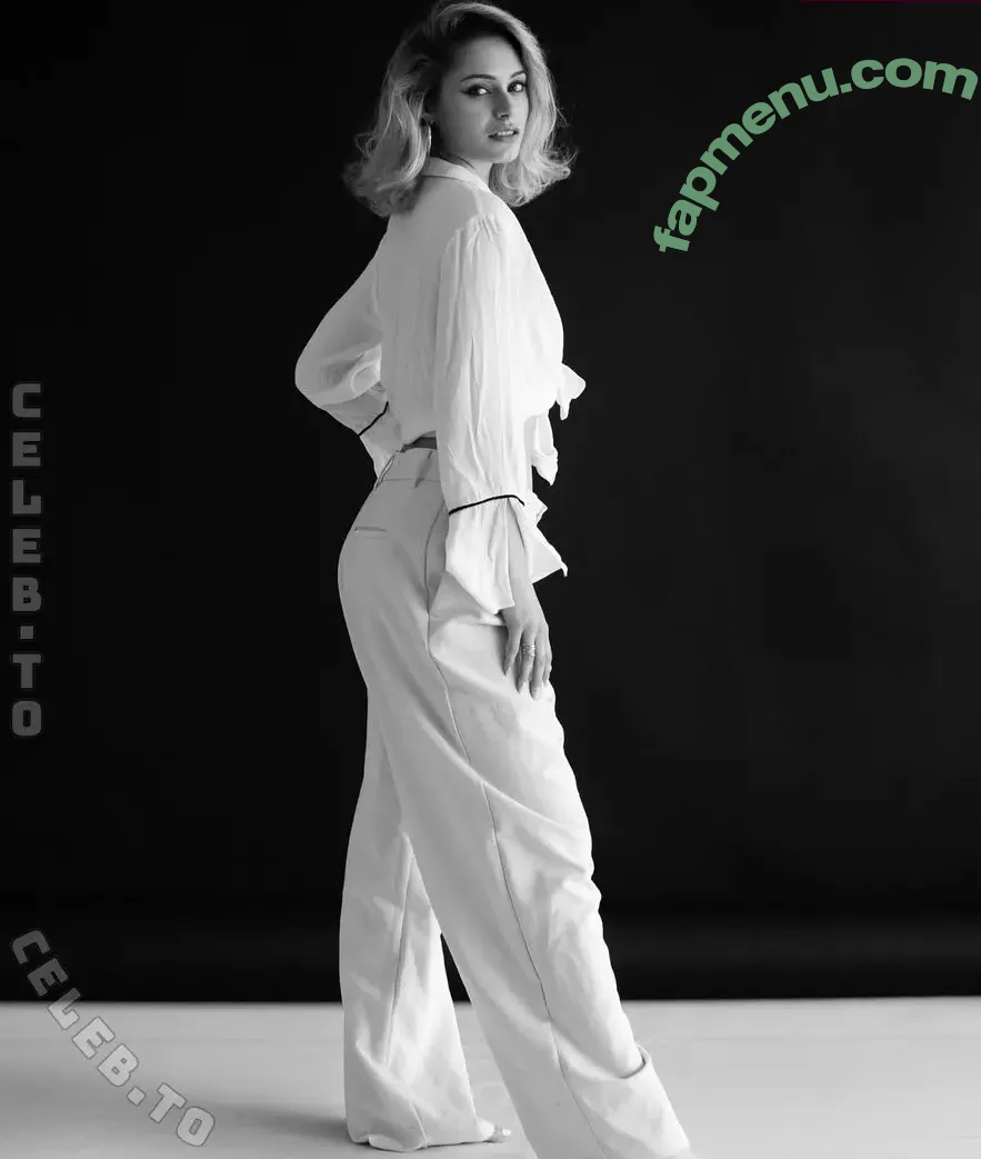 Alina Khani nude photo #0604 (Alina-Khani / alinakhani)