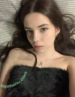 Alina_Lin / lifewithaliina nude photo #0013