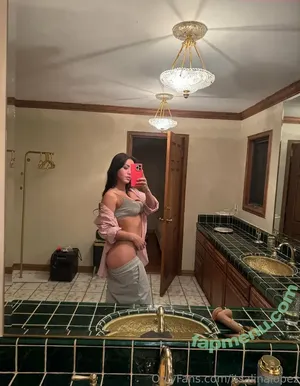 Alina Lopez / itsalinalopez / itsalinalopezofficial nude photo #0189