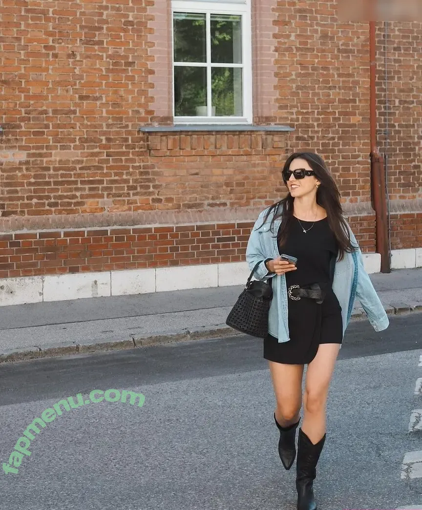 Alina Marzi nude photo #0062 (alinamarzi / alinamarzi19)