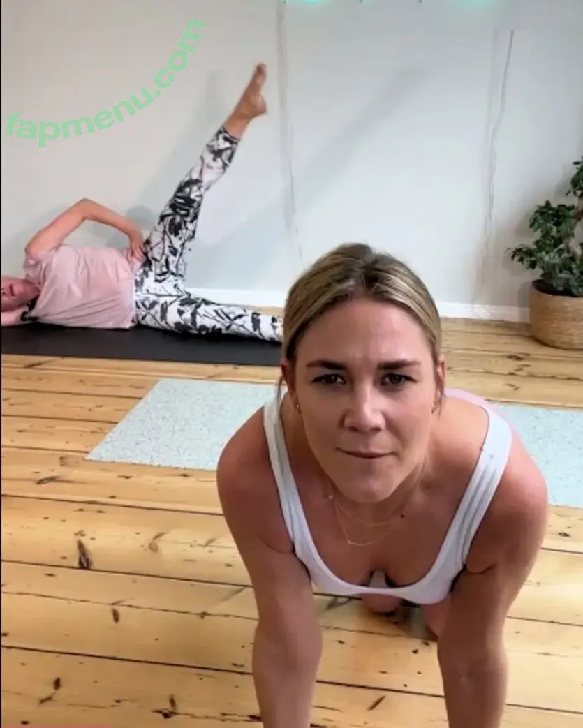 Alina Merkau nude photo #0039 (alinamerkau)